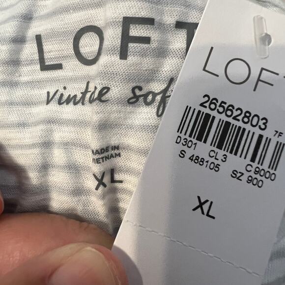 NWT LOFT White & Grey Striped W/Ski Applique Long Sleeve Cotton Tee - Picture 8 of 10